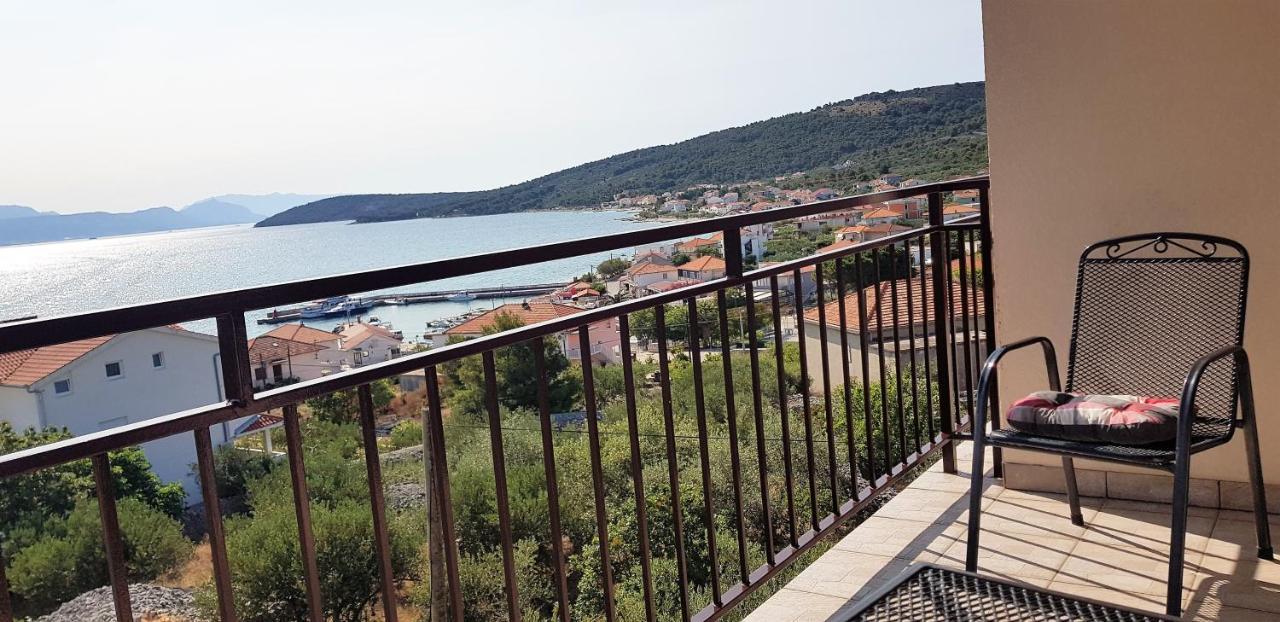 סלאטינה Apartments Jelica מראה חיצוני תמונה