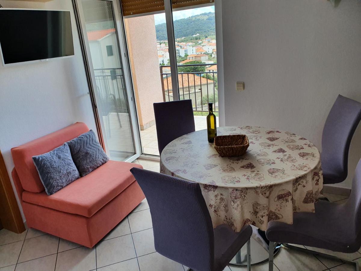 סלאטינה Apartments Jelica מראה חיצוני תמונה