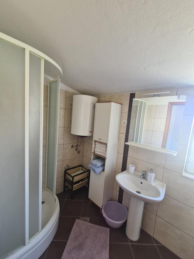 סלאטינה Apartments Jelica מראה חיצוני תמונה