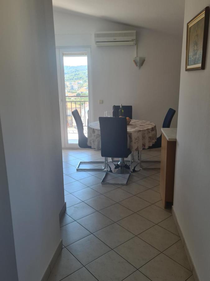 סלאטינה Apartments Jelica מראה חיצוני תמונה