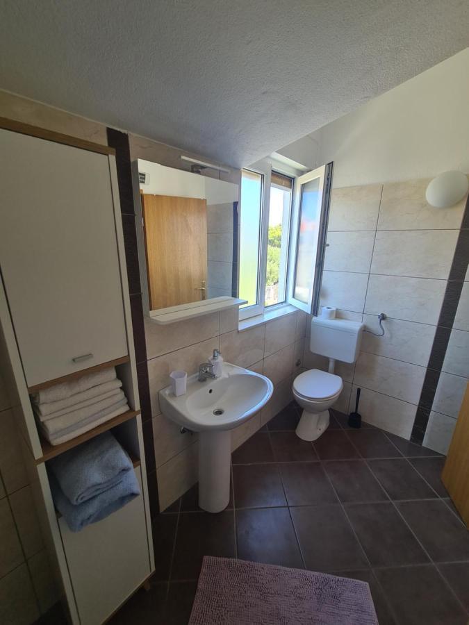 סלאטינה Apartments Jelica מראה חיצוני תמונה
