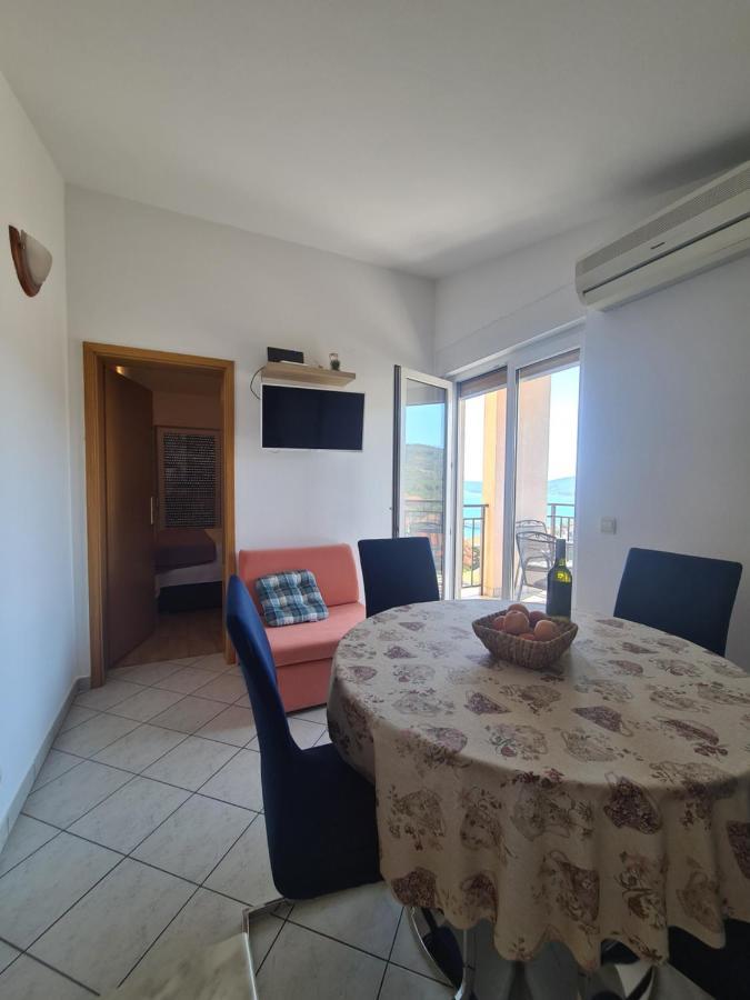 סלאטינה Apartments Jelica מראה חיצוני תמונה