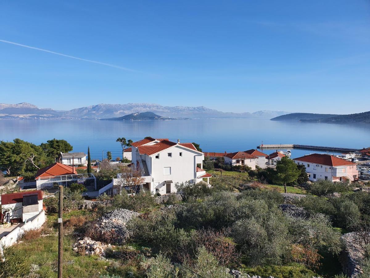 סלאטינה Apartments Jelica מראה חיצוני תמונה