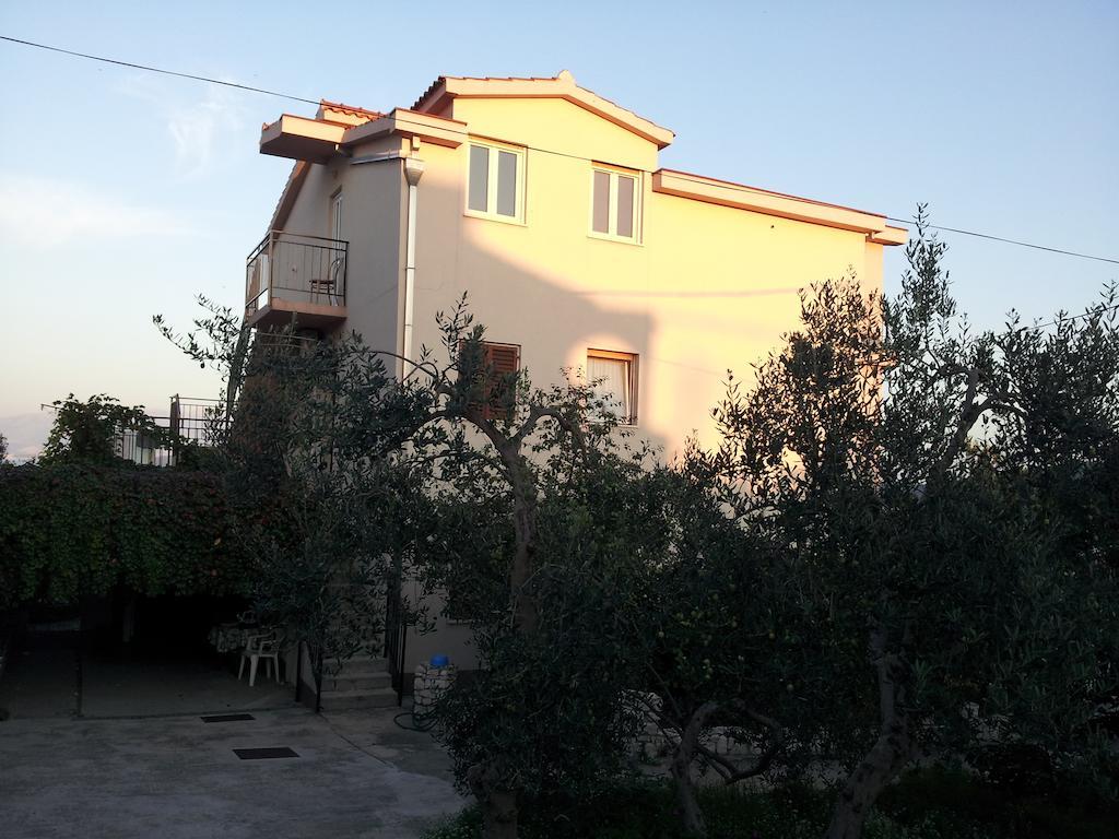 סלאטינה Apartments Jelica מראה חיצוני תמונה